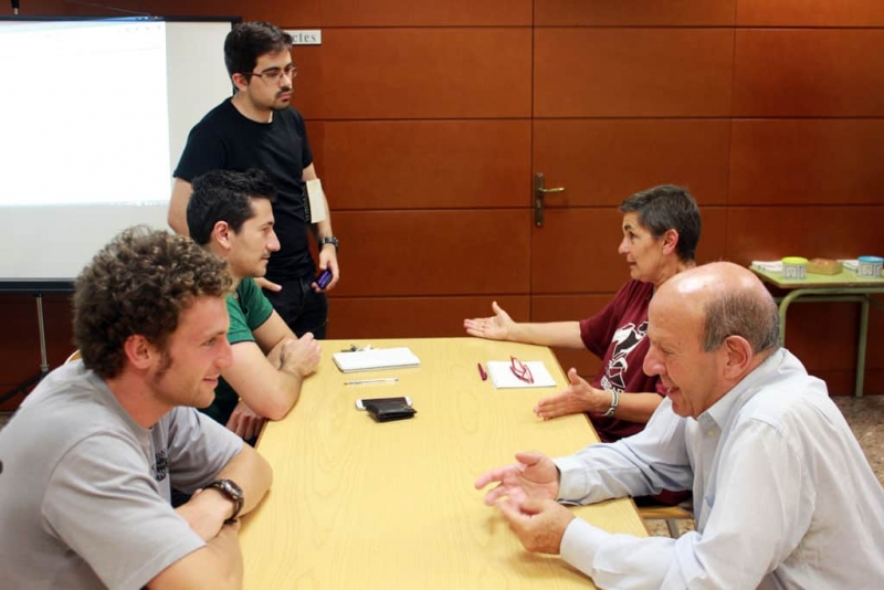 Tandem, conversa en anglès per a adults, a la Biblioteca