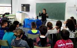 Taller de prevenció de consum d'alcohol amb alumnes de tercer de l'Institut Vinyes Velles