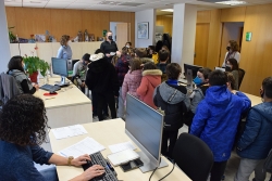 Un moment de la visita de l'alumnat de 3r de l'Escola Palau d'Ametlla a l'Ajuntament.