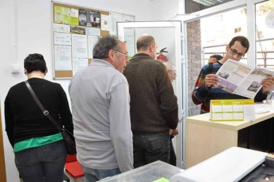 Interior de l'Oficina del barri