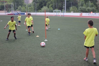 Entrenaments al Campus d'estiu del Club de Futbol