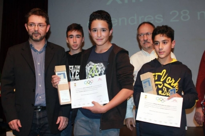 Arnau Murciano Álvarez de l'Associació Esportiva Montornès Futbol Sala i Sergi Pàrraga Rey del Club Tennis Montornès, premi infantil masculí a la constància