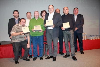 Mencions als cossos de seguretat, serveis municipals i mitjans de comunicació local