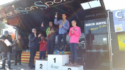 Abdessamad Hemmi, Campió de Catalunya promesa de Cros (Foto: Twitter CE Montornès Atletisme)