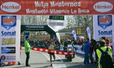 El guanyador de la Mitja, Mohamed Behmbarka. Foto: CE Montornès Atletisme