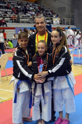 Equip infantil del Karate Montornès en el XXXIX Campionat d'Espanya de Clubs (Foto: Club Karate Montornès)