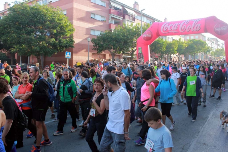 La Marxa popular aglutina participants de totes les edats