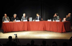 D'esquerre a dreta, Juan Rodríguez, Joan Tardà, Pelai Pagès, Iván Gutiérrez (moderador), José A. Montero i Joaquim Nadal