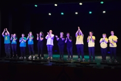 L'equip de "La llavor de la batalla", al final de l'espectacle.