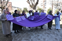 Participants en el projecte "Cosint oportunitats", a la Caminada per les dones.