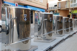 Àrea de contenidors soterrats al carrer de l'Estrella