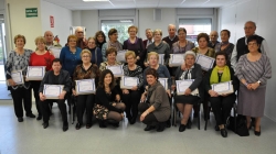 Participants al darrer taller de memòria desenvolupat al Casal de la Gent Gran de Montornès Centre