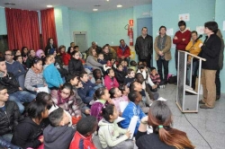 Acte de lliurament de premis de la primera edició del concurs de microcontes infantils i juvenils de Nadal