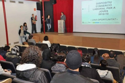 Un moment de l'acte de lliurament de diplomes celebrat a l'Espai Cultural Montbarri