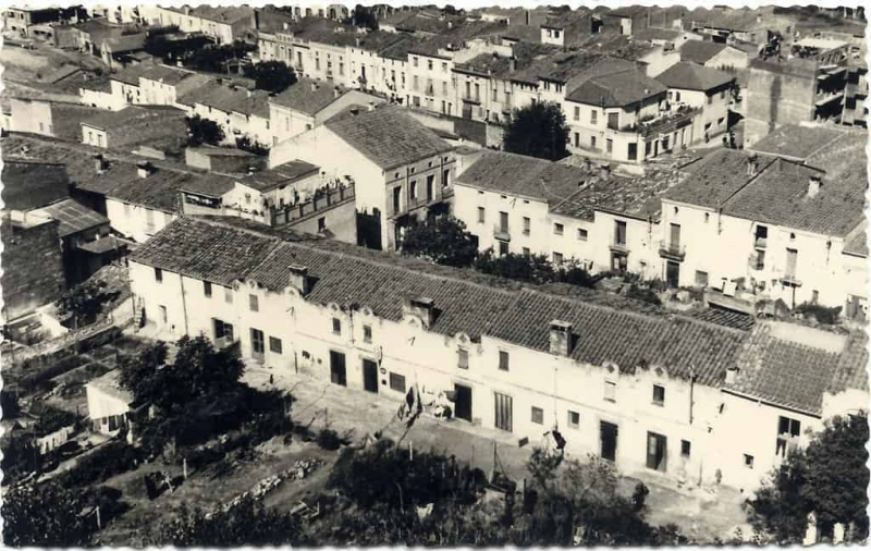 Montornès des del campanar. Dècada de 1950. Postal Edicions Ollé. Col·lecció de Francesc Martínez. AMMV