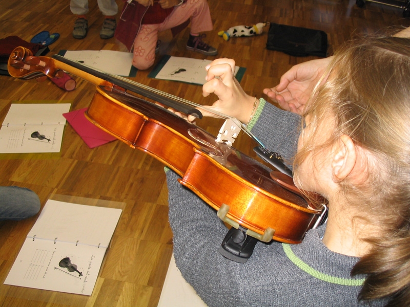 Classe de violí per a infants