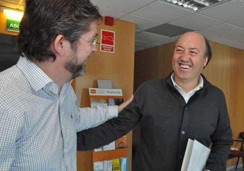 L'alcalde, José A. Montero, i el responsable de la planta de Henkel a Montornès, Jordi Juncà