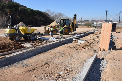 Obres al parc comunitari i esportiu de Montornès Nord.