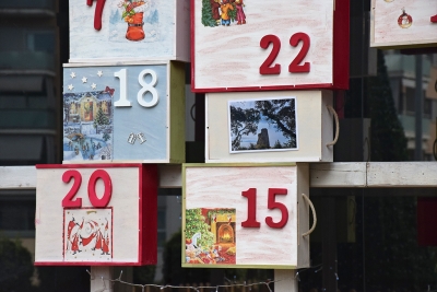 La primera capsa del calendari d'advent ha desvetllat una imatge del Castell de Sant Miquel.