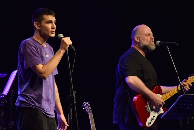 Un moment del concert "La simfonia dels herois" al Teatre Margarida Xirgu de Montornès.