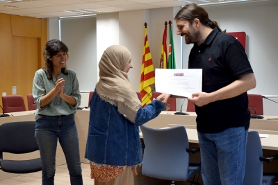 Un moment de l'acte de lliurament dels certificats dels mòduls B i C del Servei de Primera Acollida.