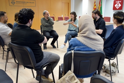 Un moment de l'acte de lliurament dels certificats dels mòduls B i C del Servei de Primera Acollida.