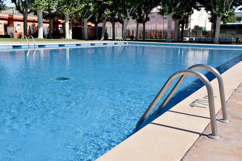 Piscines d'estiu a la Zona Esportiva Municipal Les Vernedes