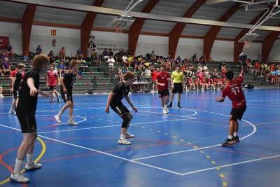 Partits de la jornada de dijous de la Granollers Cup a Montornès.