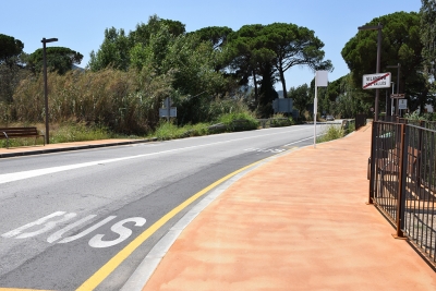 Un tram del nou itinerari de vianants entre Montornès i Vilanova.