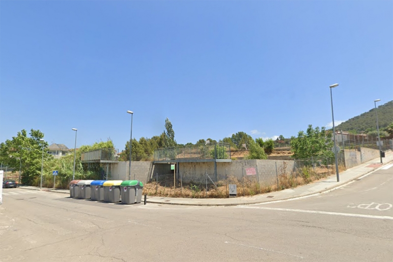 Cantonada dels carrers de Consell de Cent i Josep Tarradelles (Font: Street View de Google)