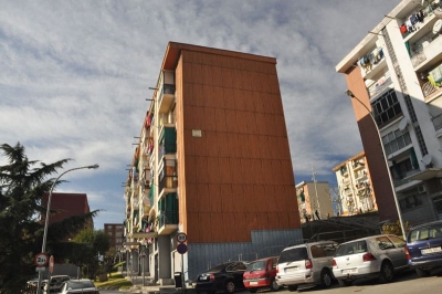 Vista des del carrer del Nou d'Abril