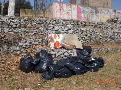 Brossa recollida durant la jornada de neteja del riu Mogent. Foto cedida per Protecció Civil.