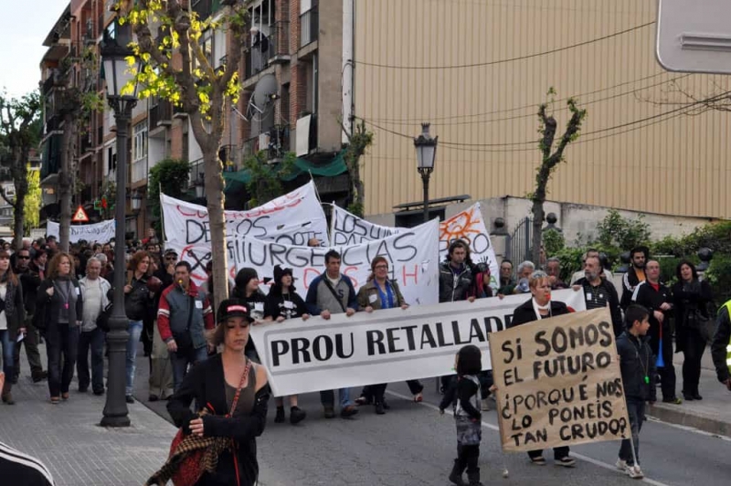 Capçalera de la manifestació al seu pas per l'avinguda de l'Onze de Setembre