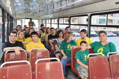 A l'interior del bus històric de Sagalès que es posarà a disposició dels participants en la visita guiada al refugi antiaeri de ca l'Arnau