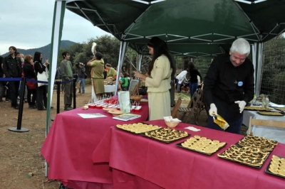 Degustació de menjars i condiments del termps dels romans